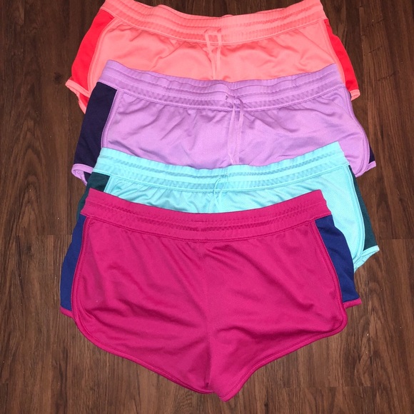 Reversible Nike Shorts - Picture 2 of 4